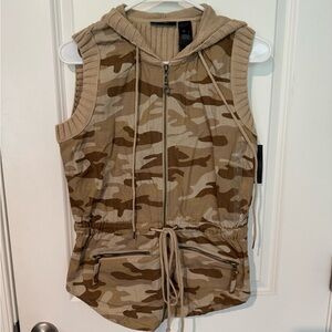 DKNY Tan and Cream Hooded Vest
